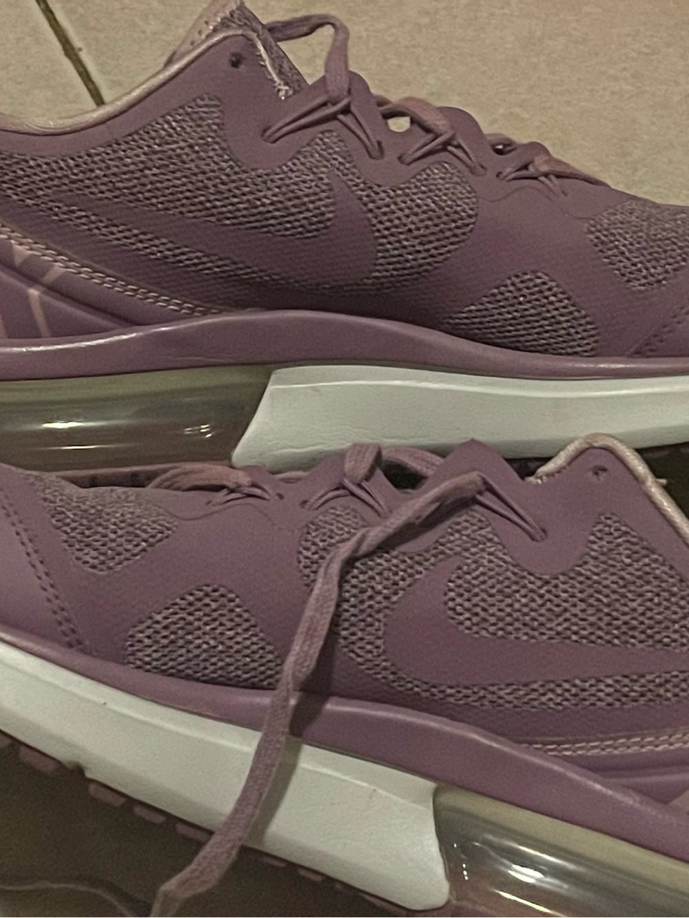 💜Purple Nike Women’s Air Max Running Shoes size 9💜